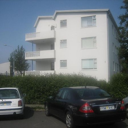 Guesthouse Bina Reykjavík Exteriör bild